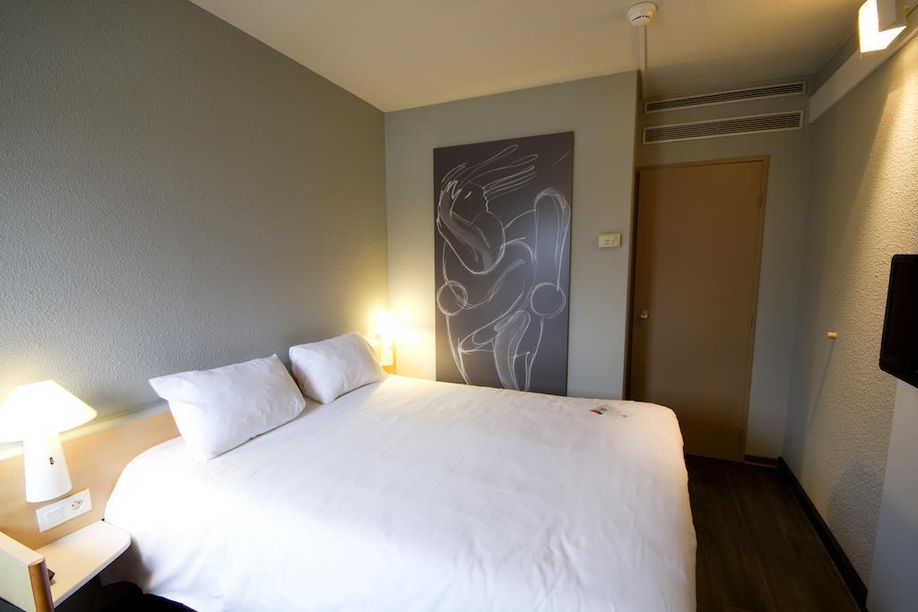 Quarto Duplo Standard